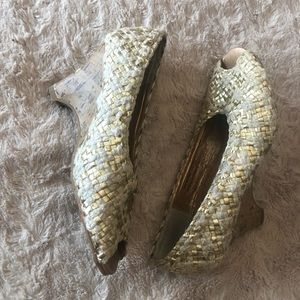 Summer sandal wedge style NOT RATED Size 6.5